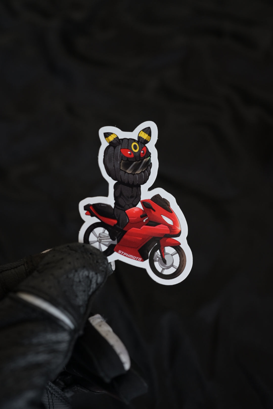 Umbreon Cover Sticker