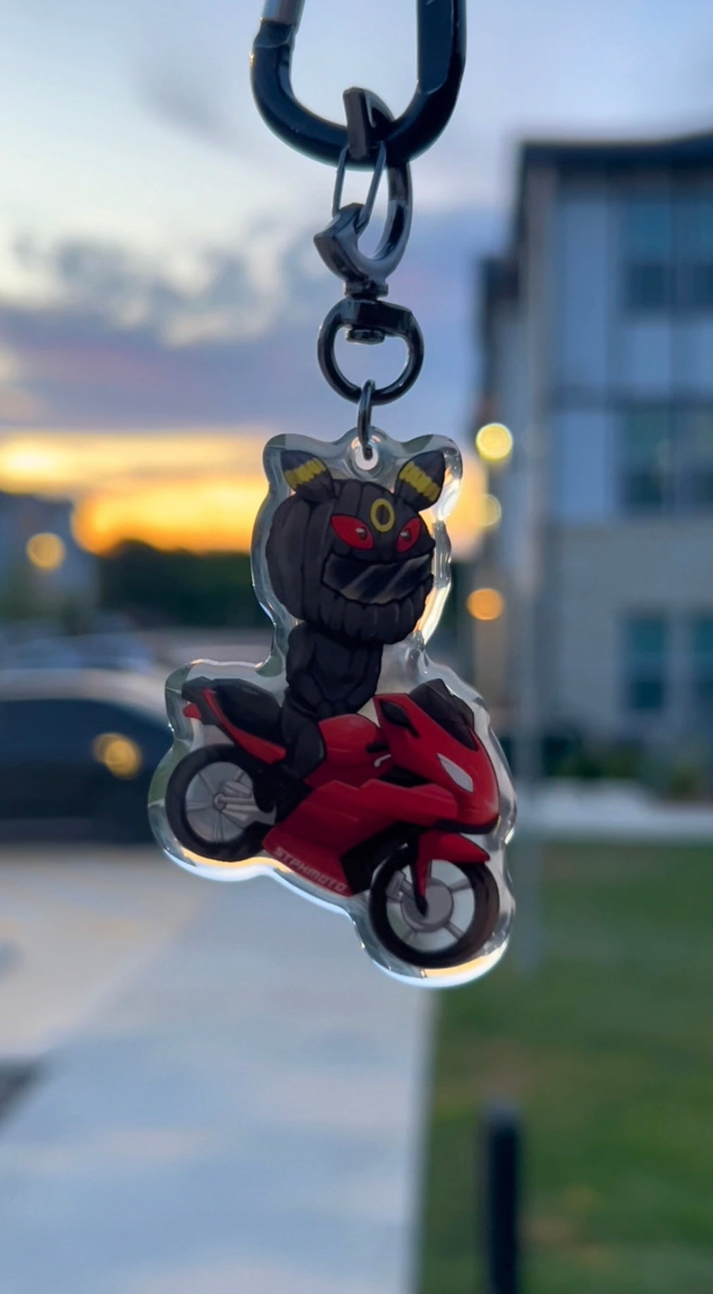 Umbreon Cover Keychain